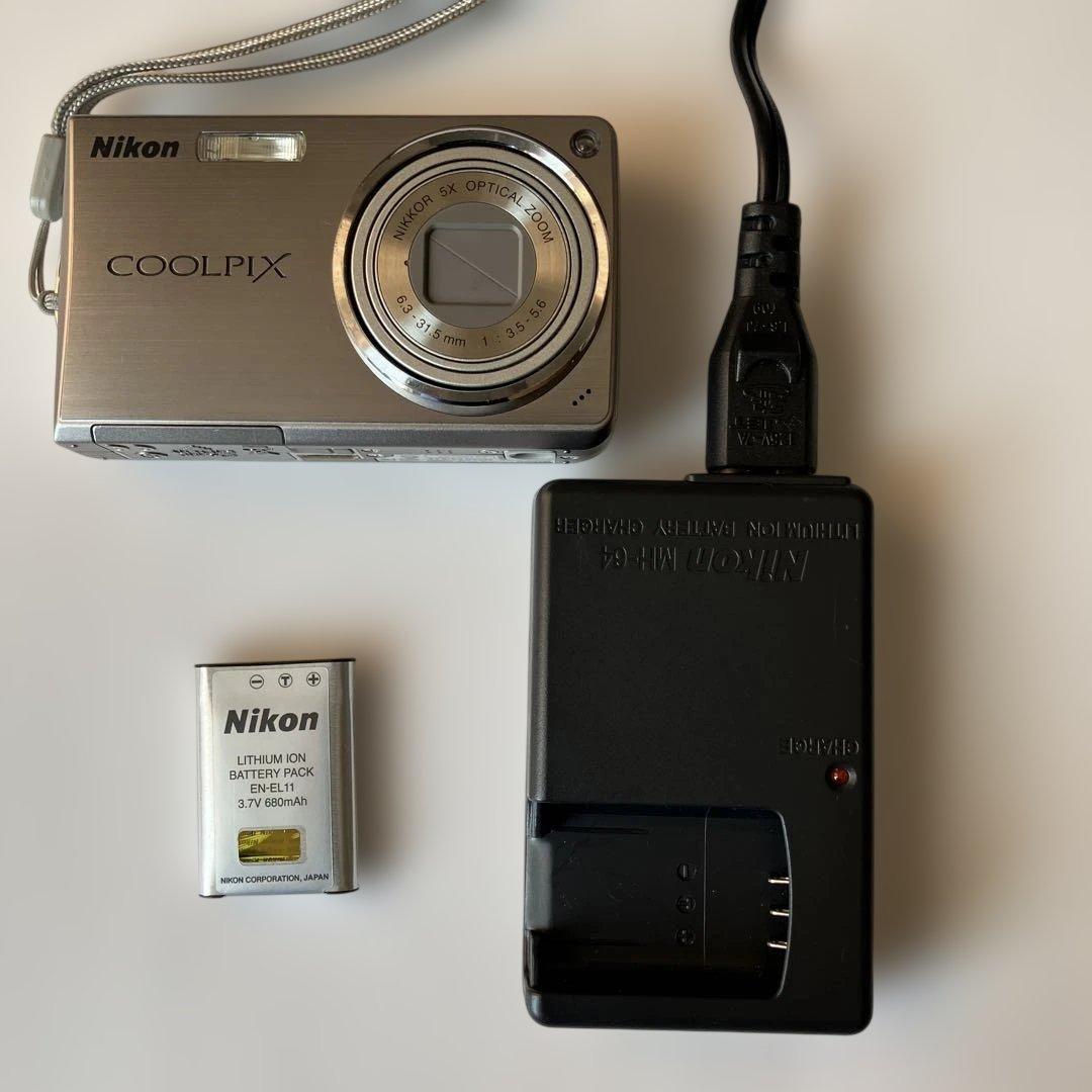 Nikon COOLPIX S550 デジタルカメラ