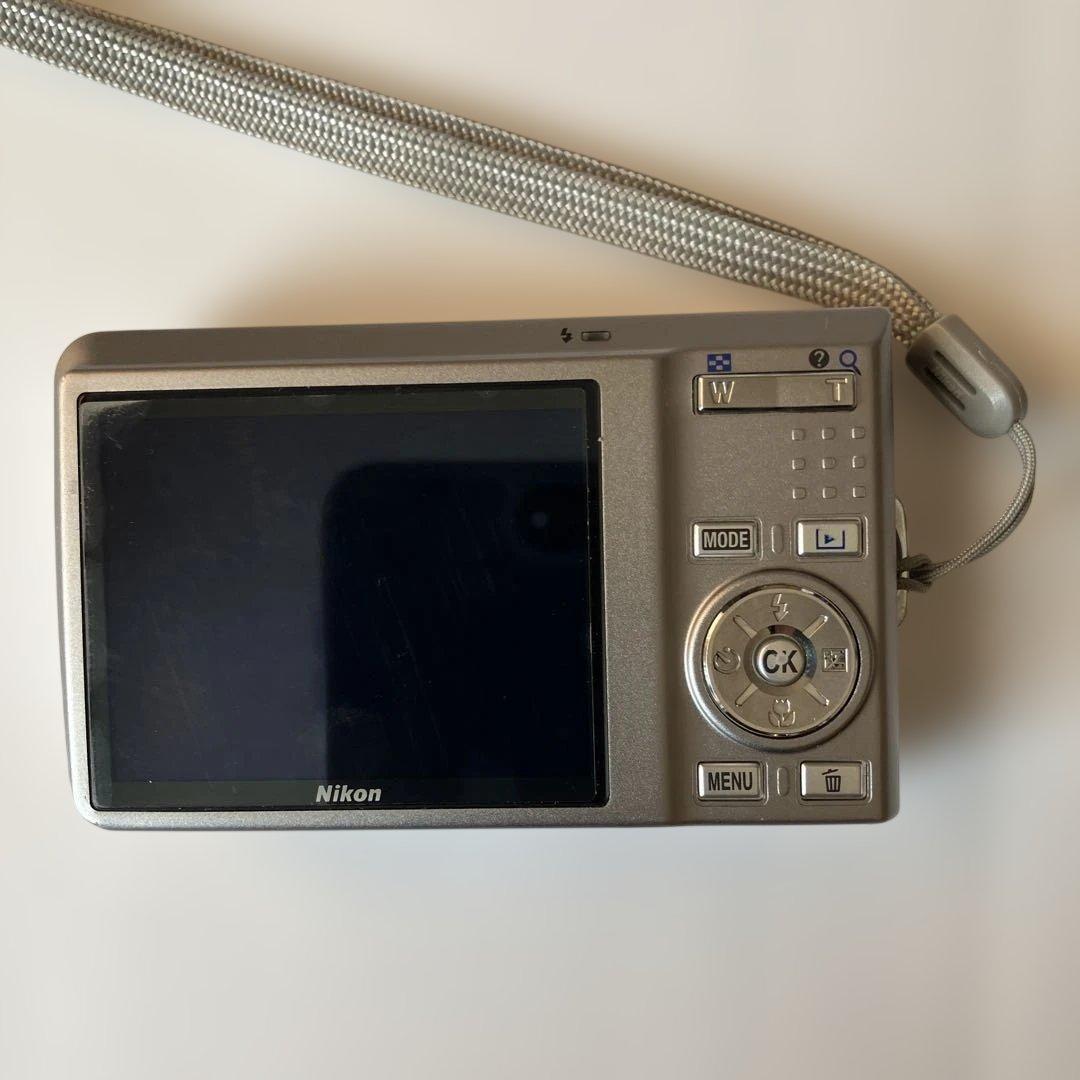 Nikon COOLPIX S550 デジタルカメラ