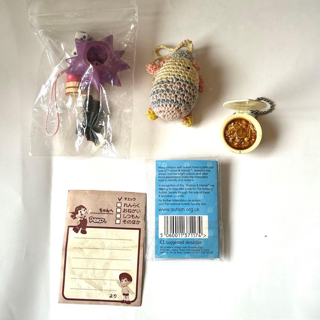 レトロなキーホルダーなどまとめ売り　ぺこちゃん　ポケモン　マリオ　トーマス