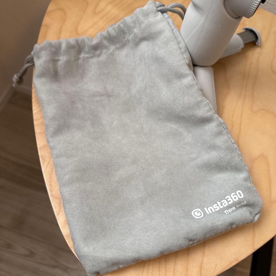 Insta360 Flow Pro 自動追尾機能付き三脚 NFC対応