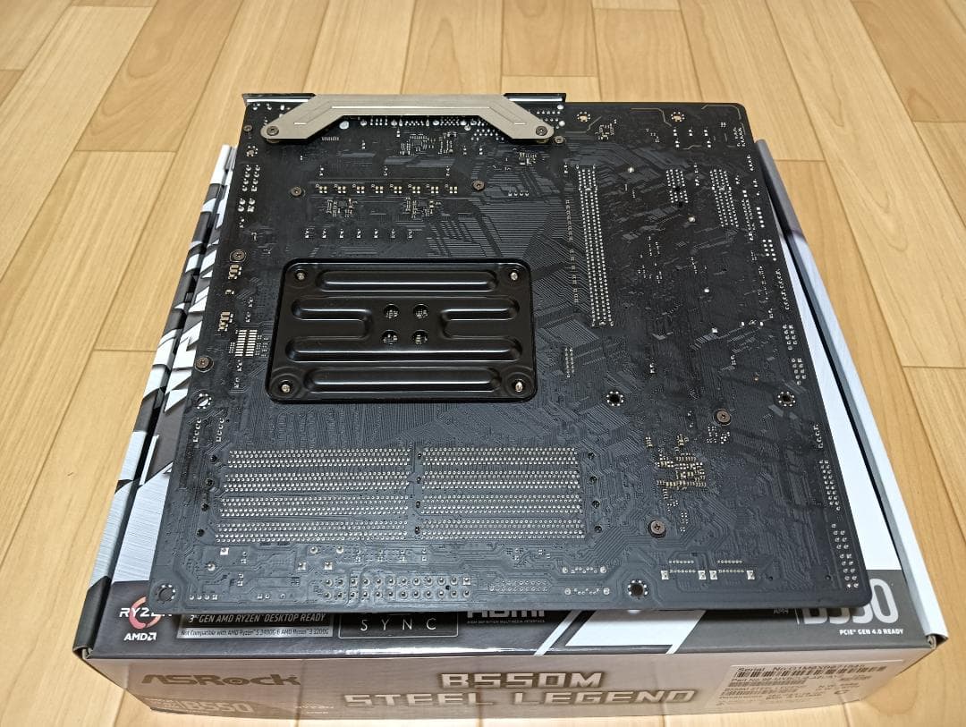 ASRock B550M STEEL LEGEND マザーボード（付属品あり）