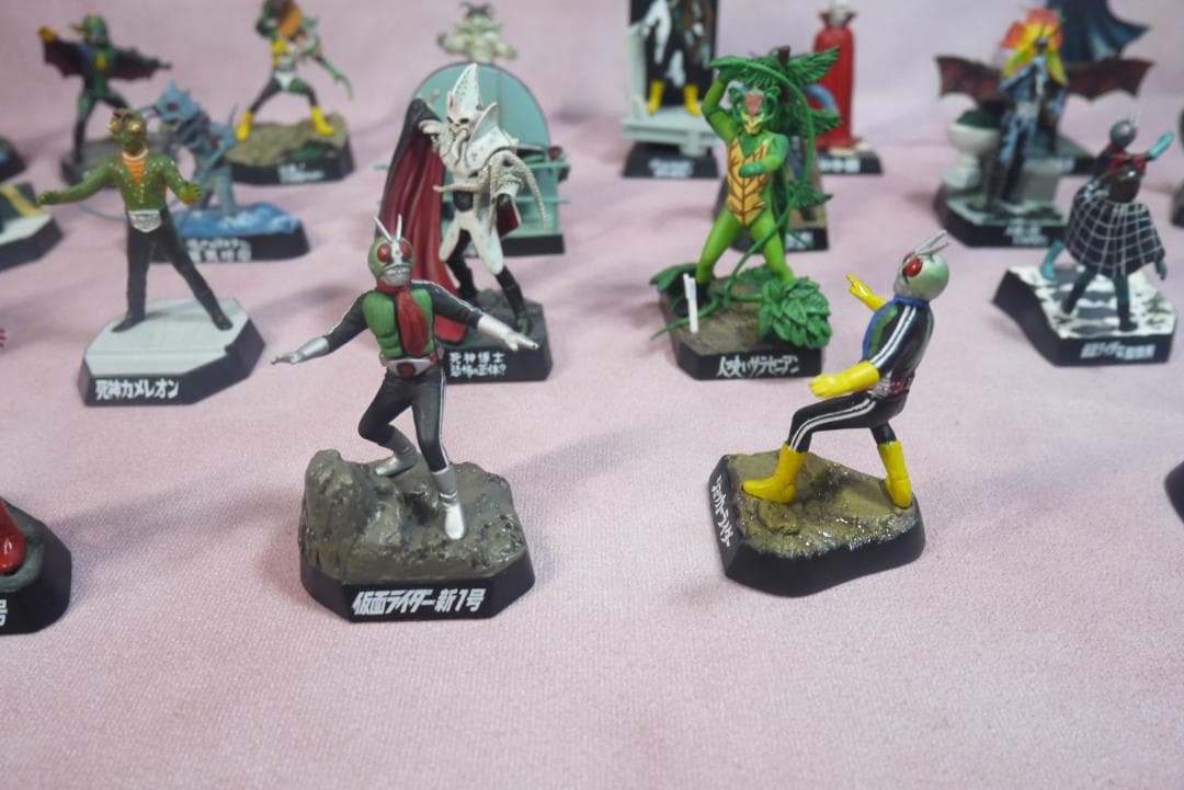 仮面ライダー　怪人名鑑　30種セット