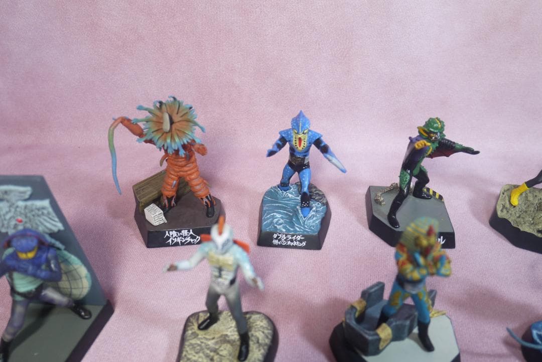 仮面ライダー　怪人名鑑　30種セット