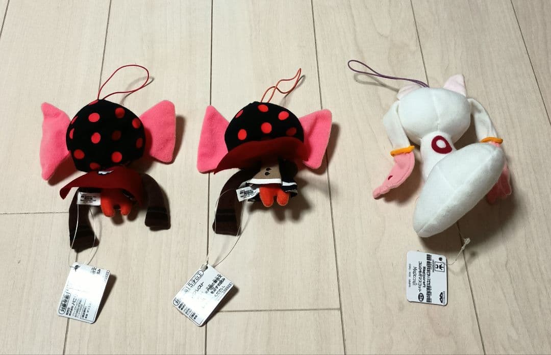 魔法少女まどか☆マギカ　Magiccraft　ゴムひも付きマスコット　3つセット