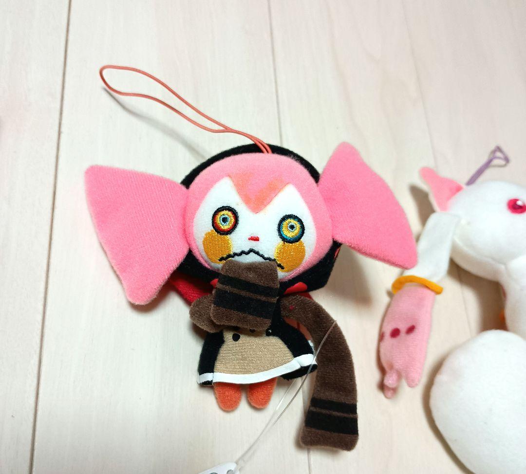魔法少女まどか☆マギカ　Magiccraft　ゴムひも付きマスコット　3つセット
