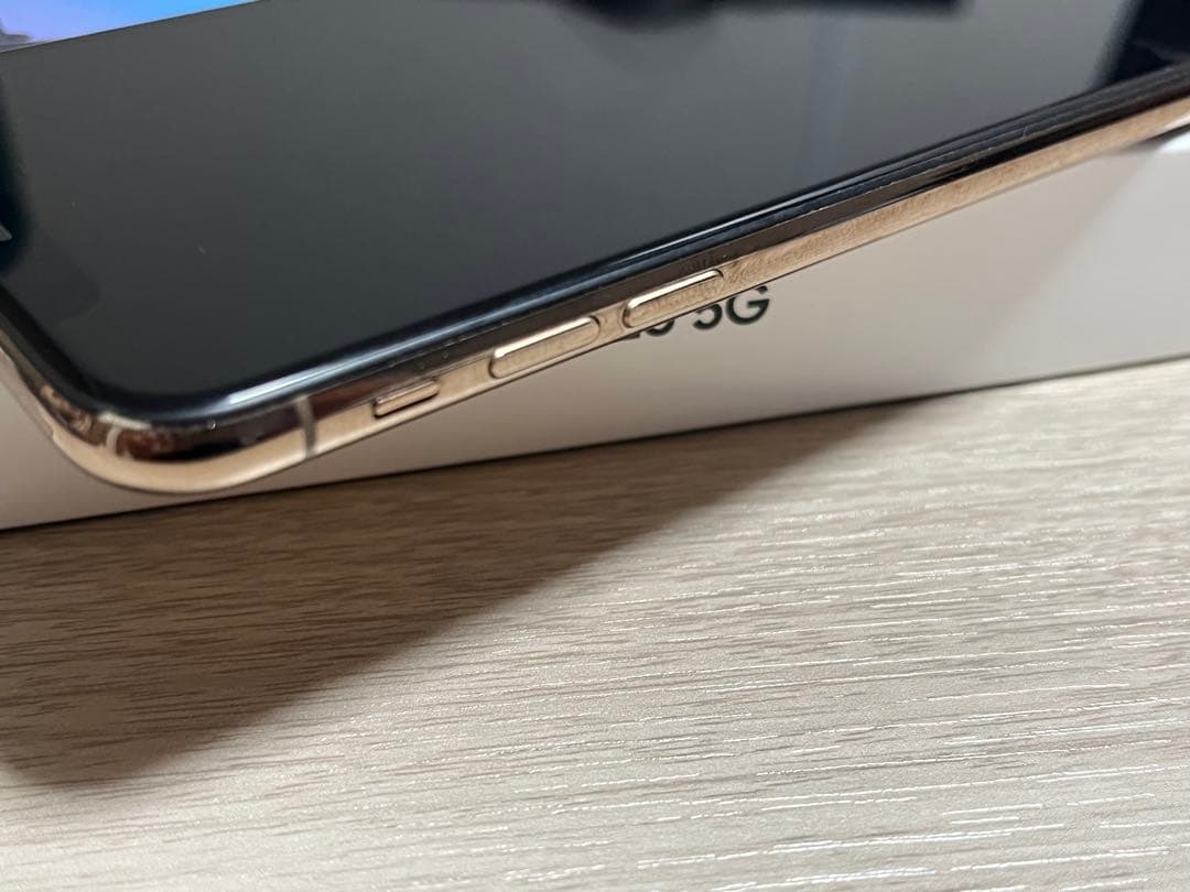 Apple iPhone Xs 本体　ゴールド　ジャンク