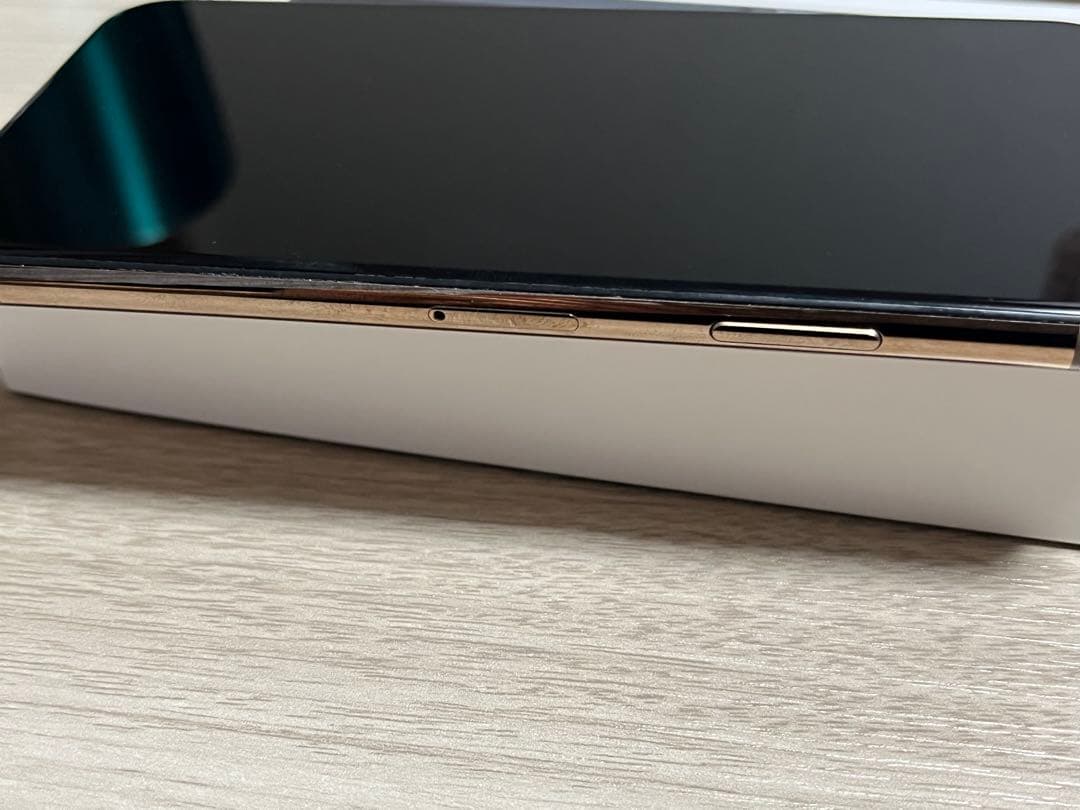 Apple iPhone Xs 本体　ゴールド　ジャンク
