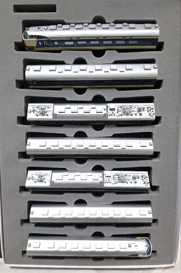 KATO Nゲージ 10-395 583系 特急形寝台電車 基本セット