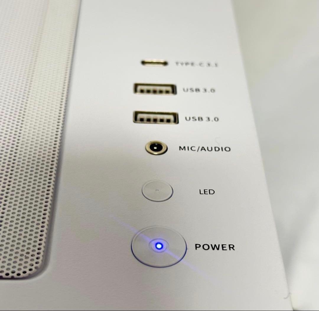 【新品】 ゲーミングPC RTX5060 Ryzen7 5700x 32GB