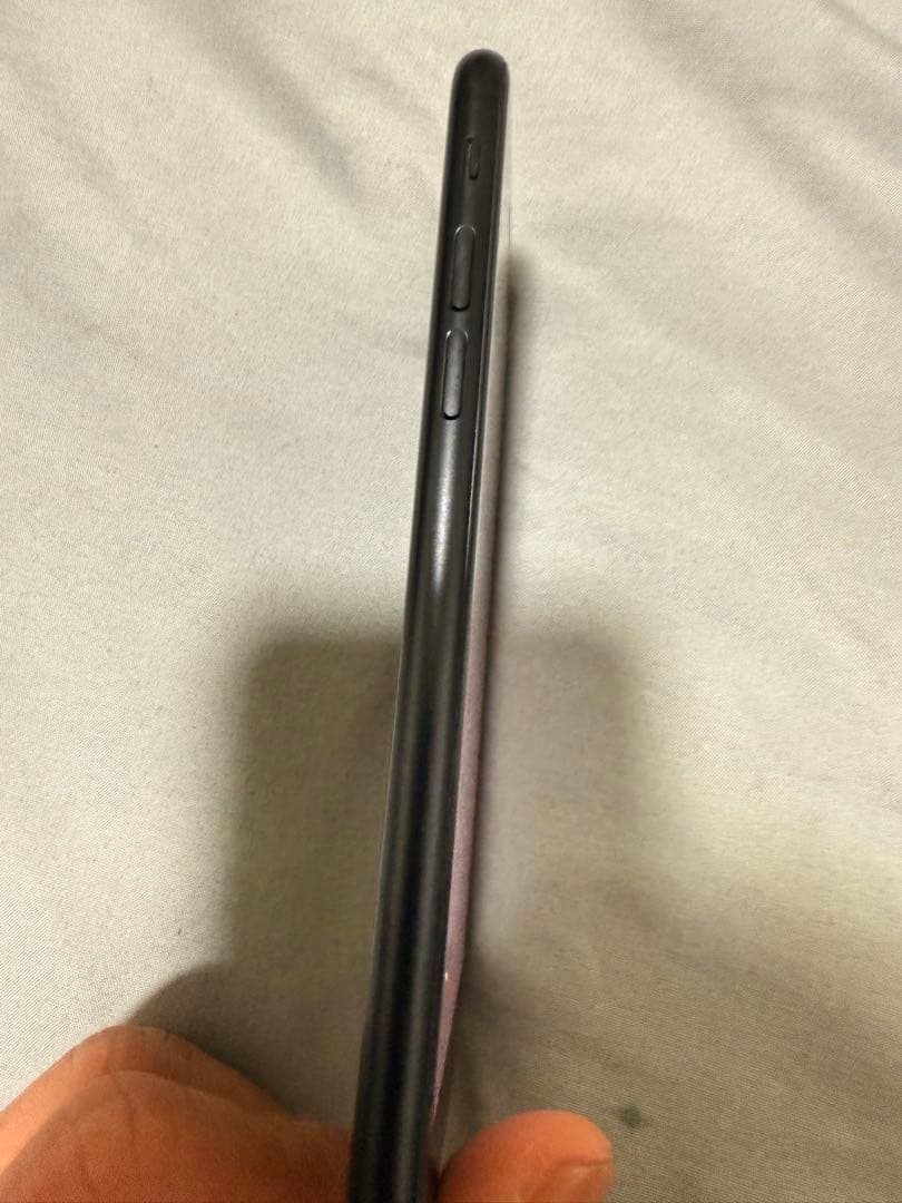 Apple iPhone SE 128GB ブラック sim: Free