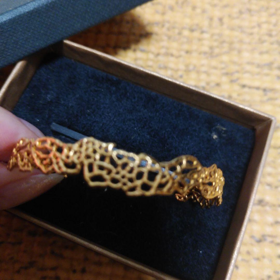 ゴールド レース模様 バングル