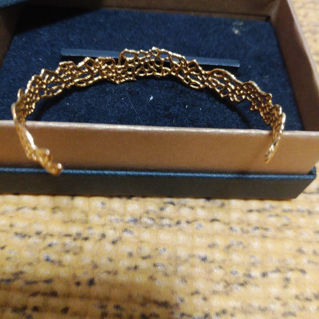 ゴールド レース模様 バングル