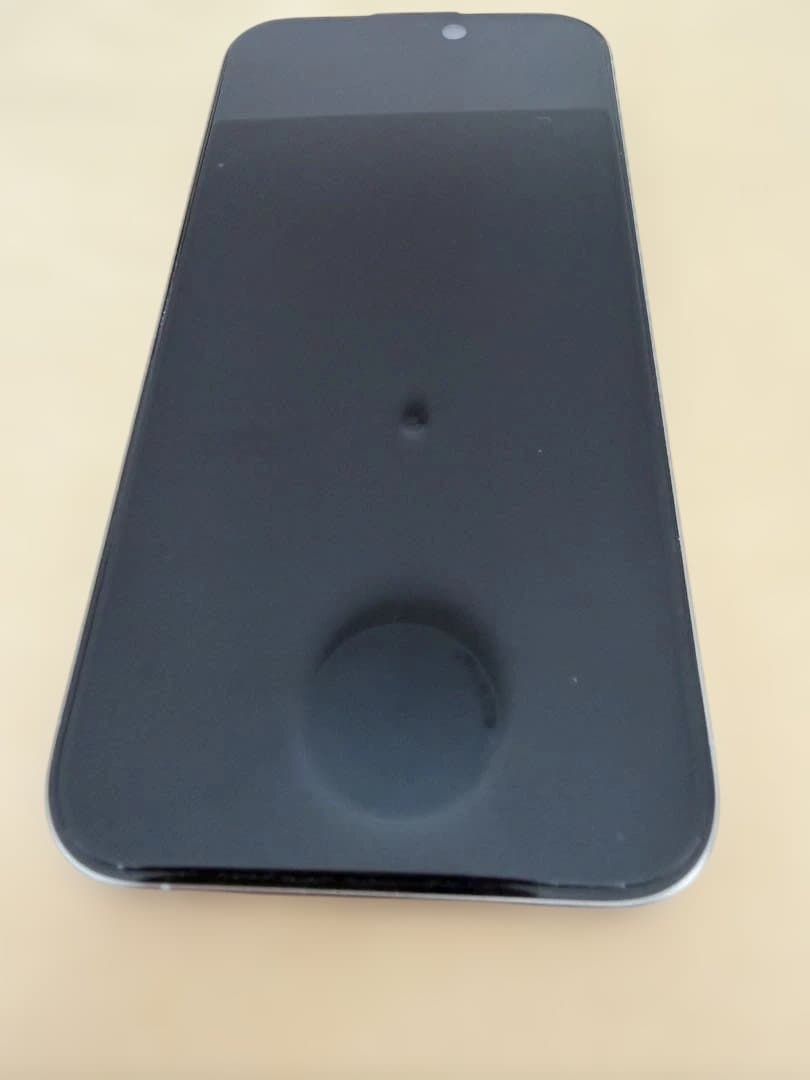 iPhone 15pro 128GB ホワイト　SIMフリー　おまけ付き