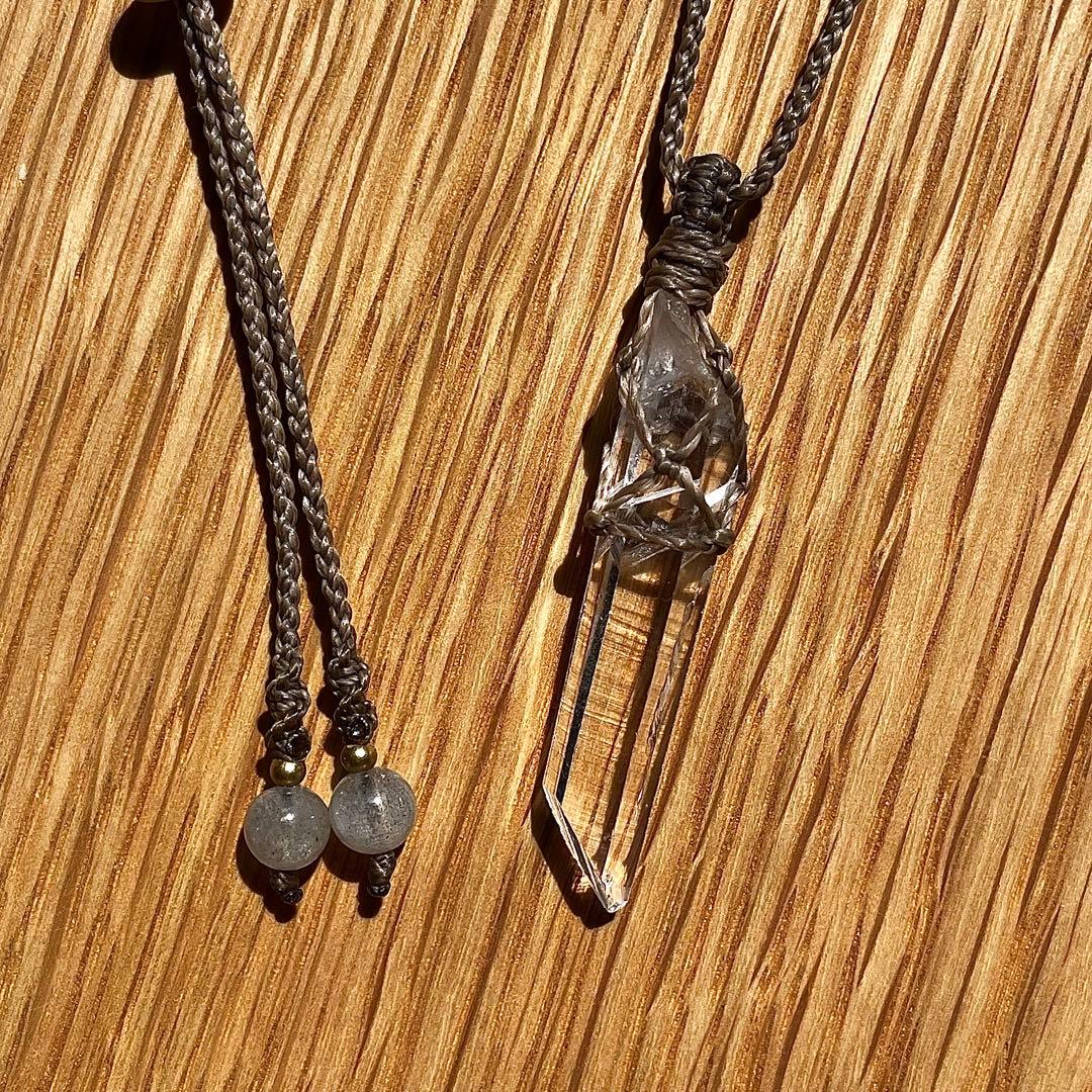 ヒマラヤ水晶 マカルー産 ＊ マクラメペンダント ネックレス ③