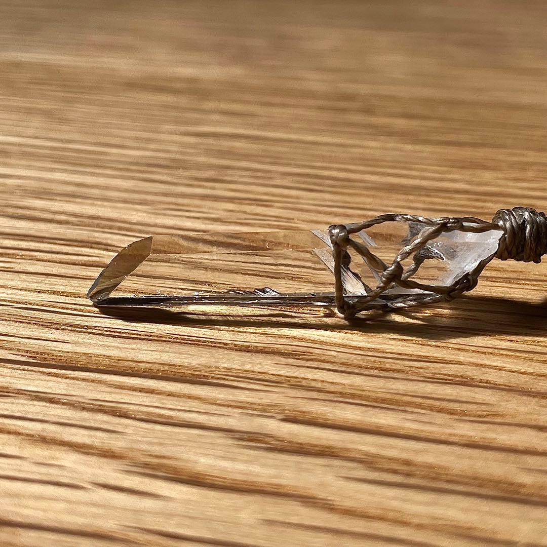 ヒマラヤ水晶 マカルー産 ＊ マクラメペンダント ネックレス ③