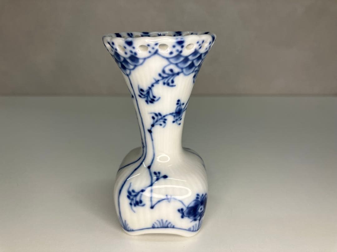 ロイヤル コペンハーゲン 一輪挿し 陶器 食器 花瓶 インテリア 【A852】