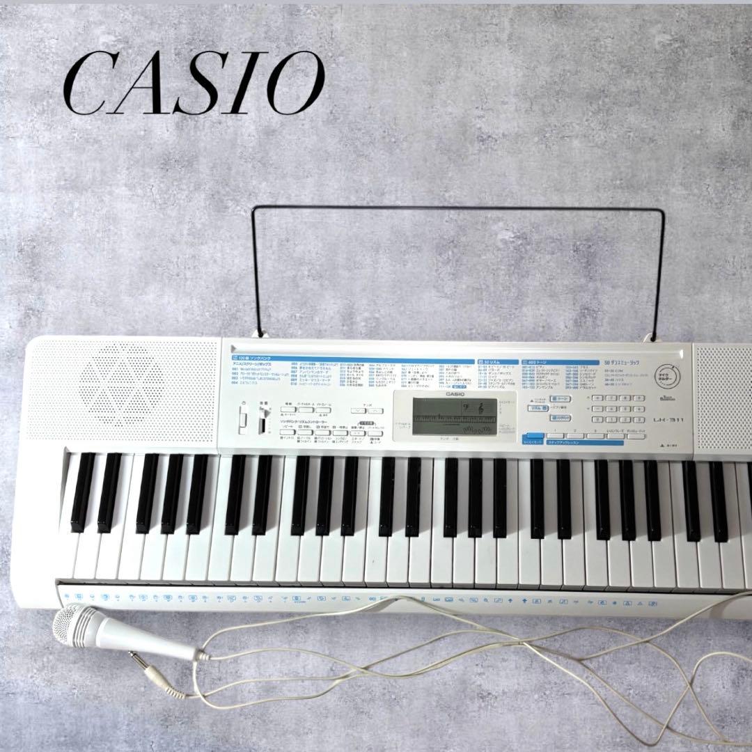 CASIO 光ナビゲーション　キーボード　LK311 電子ピアノ 2018年製