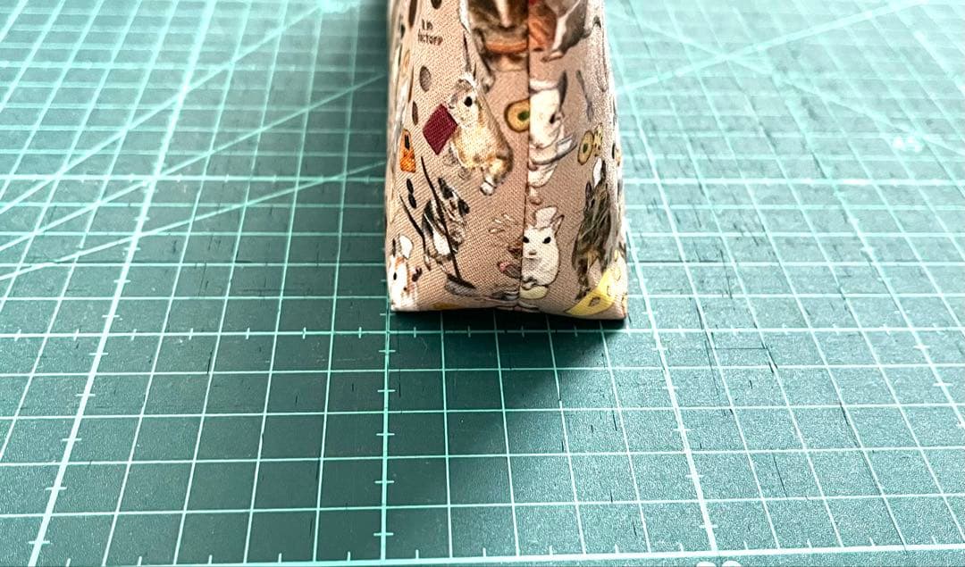 ハンドメイド　げっ歯類いっぱい　20cmファスナーポーチ　マチ付きポーチ