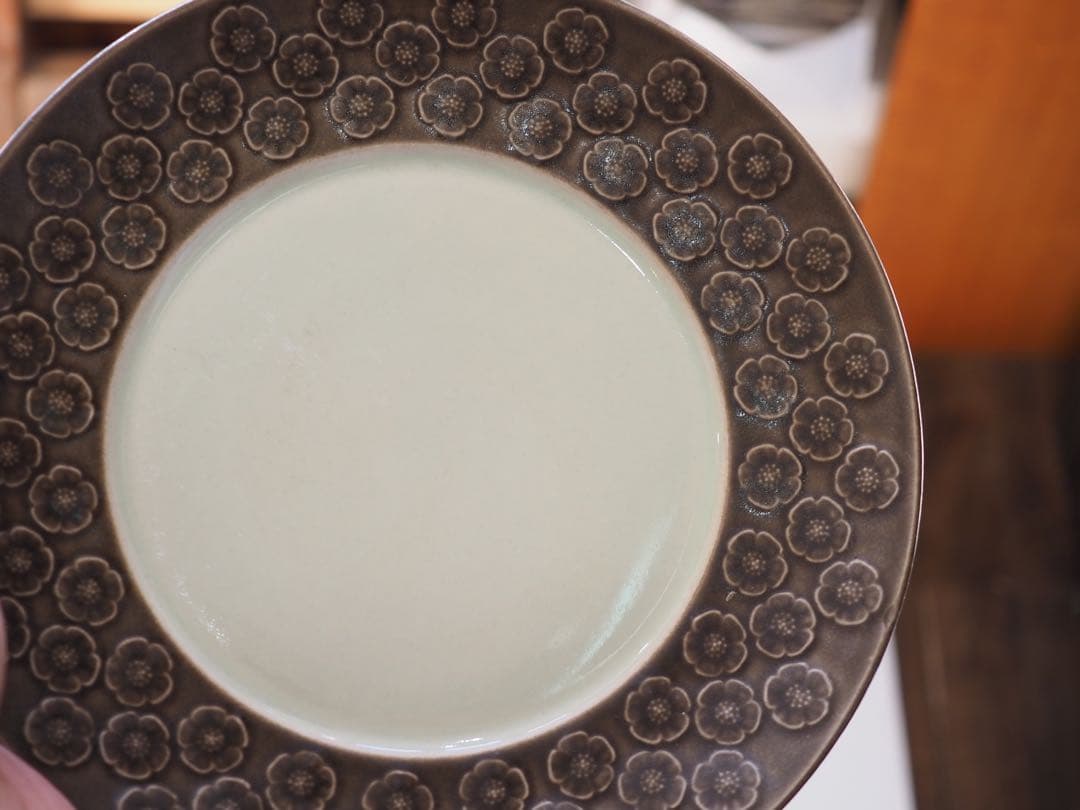 デンマーク　クイストゴー　ウンブラ　ブラウン　アズール　21cmプレート