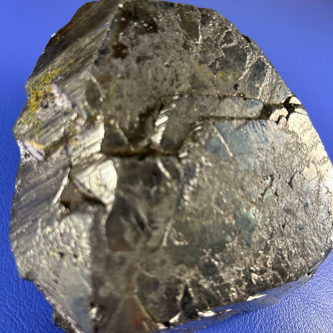 金運最強　極上パイライト原石1.3kg(購入者特典有り)