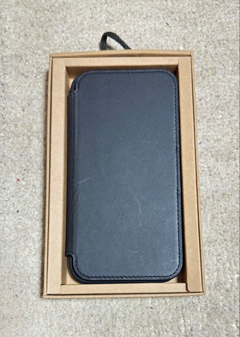 iPhone15 Pro MAX用 NOMAD手帳型レザーケース