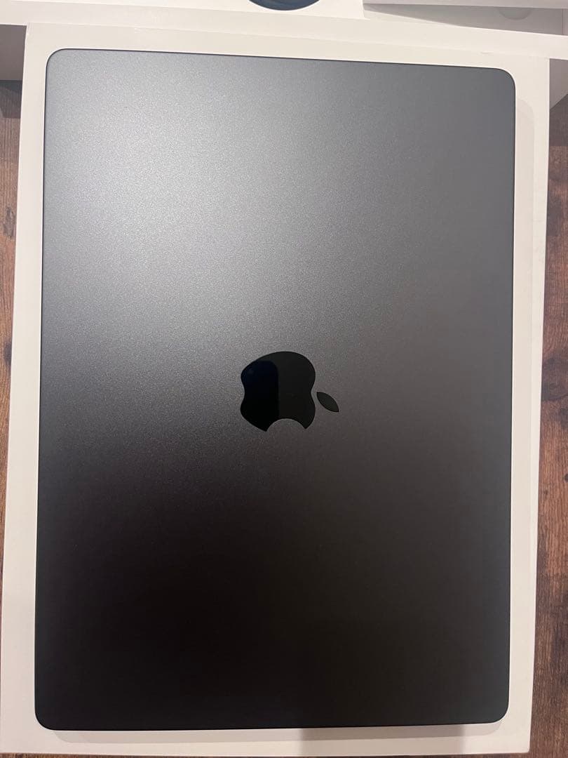 【hapi716】Apple MacBook スペースブラック 本体