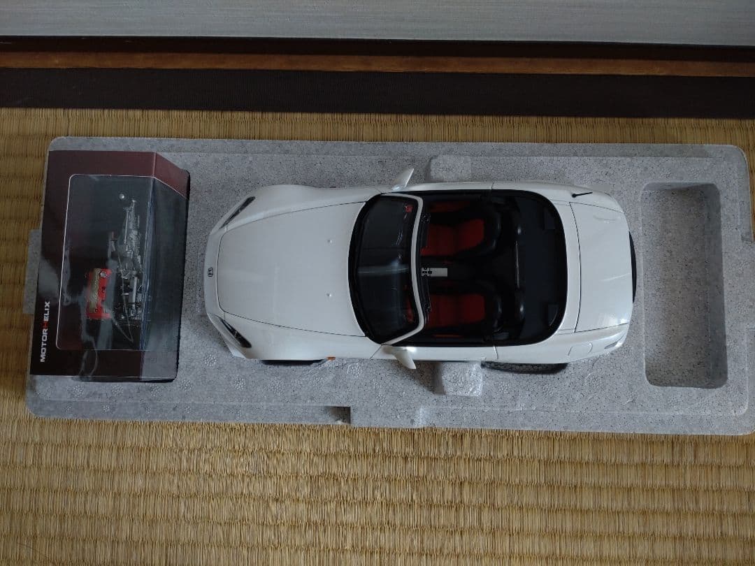 Motorhelix ホンダ S2000 1/18