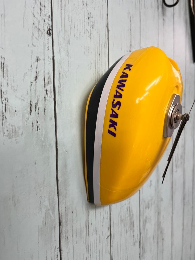 Zのタンク型　時計