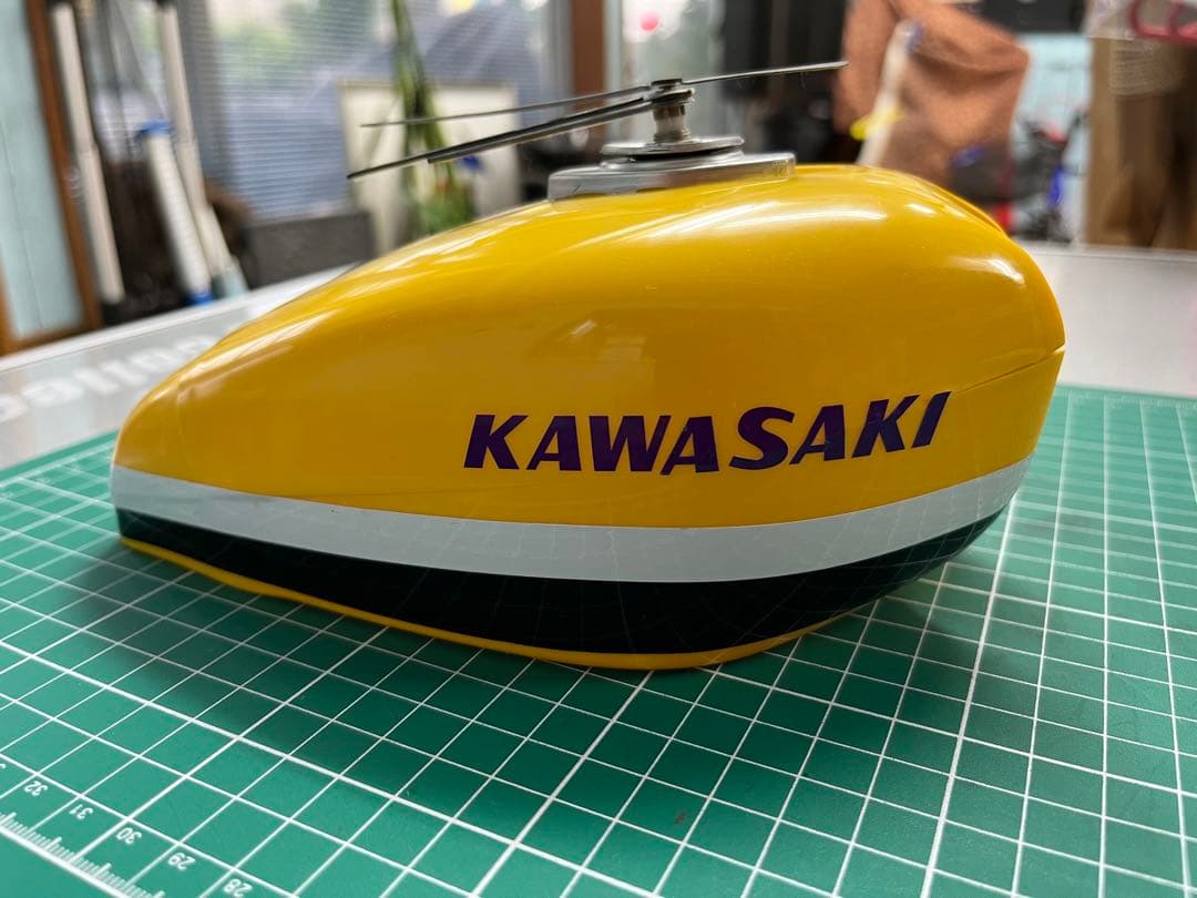 Zのタンク型　時計