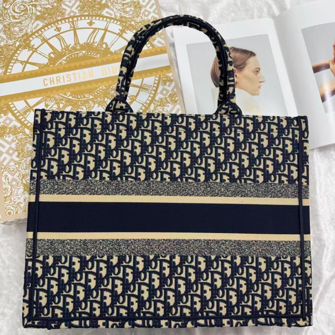 ディオール ノベルティ トートバッグ