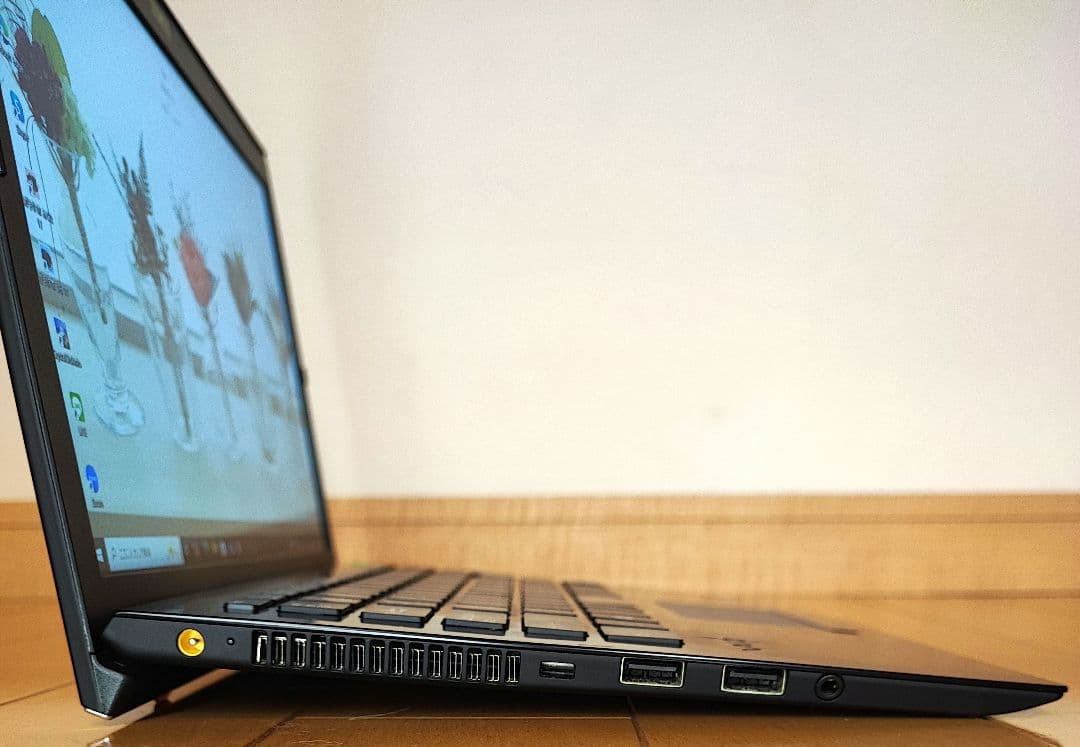 VAIO Pro✨13.3インチ薄型軽量ノートパソコン✨すぐ使える設定済み✨