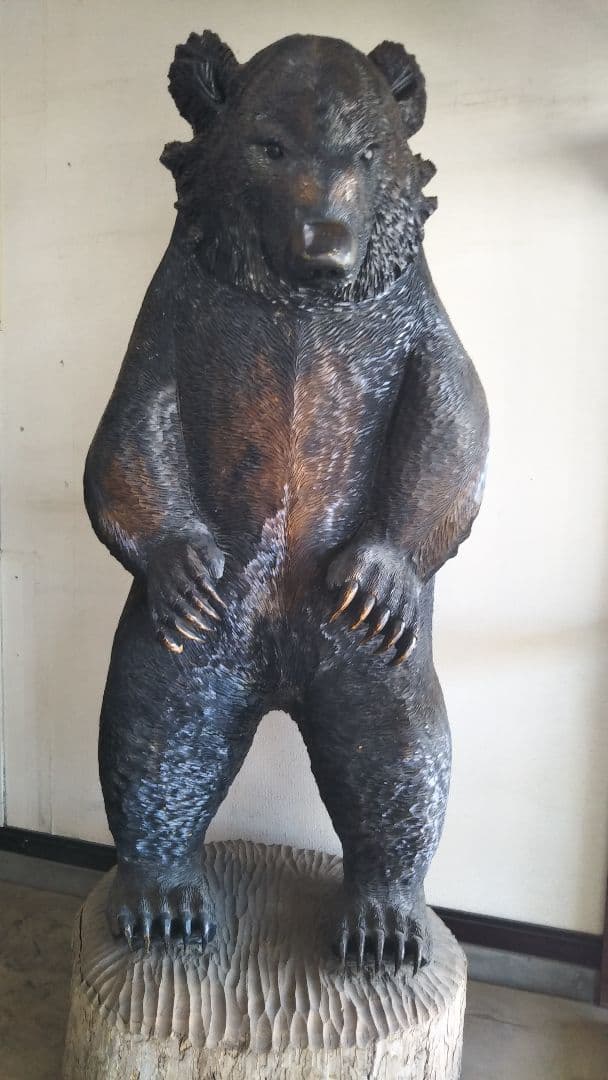 (2月限定)巨大クマ! 木彫り国内最大級