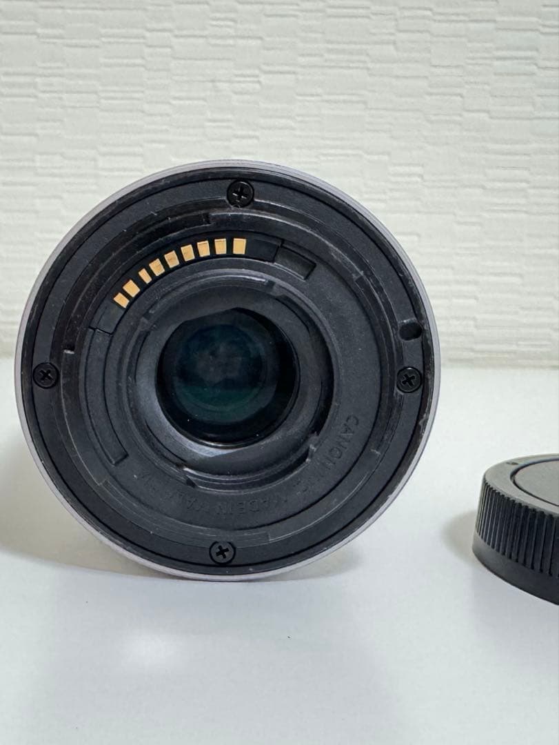 Canon EOSkissM　ズームレンズキット 18-150mm　ホワイト