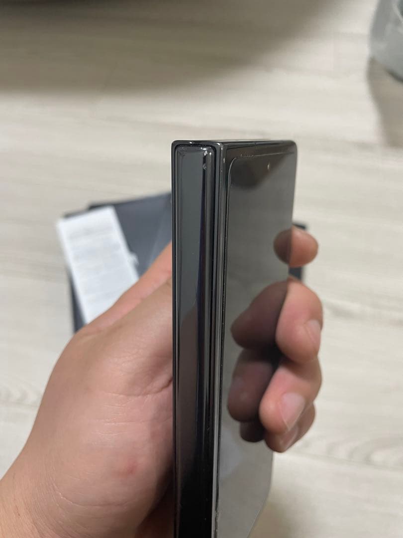 Samsung Galaxy Z Fold5 ブラック