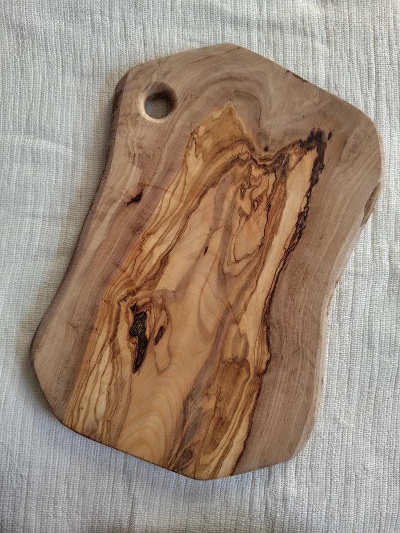 イタリア製オリーブウッド大判カッティングボード34cm厚1.9cm天然木　一点物