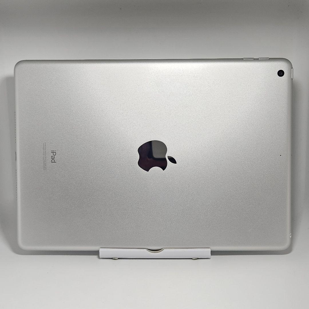 極美品 動作品 iPad 第7世代 シルバー 32GB MW752J/A