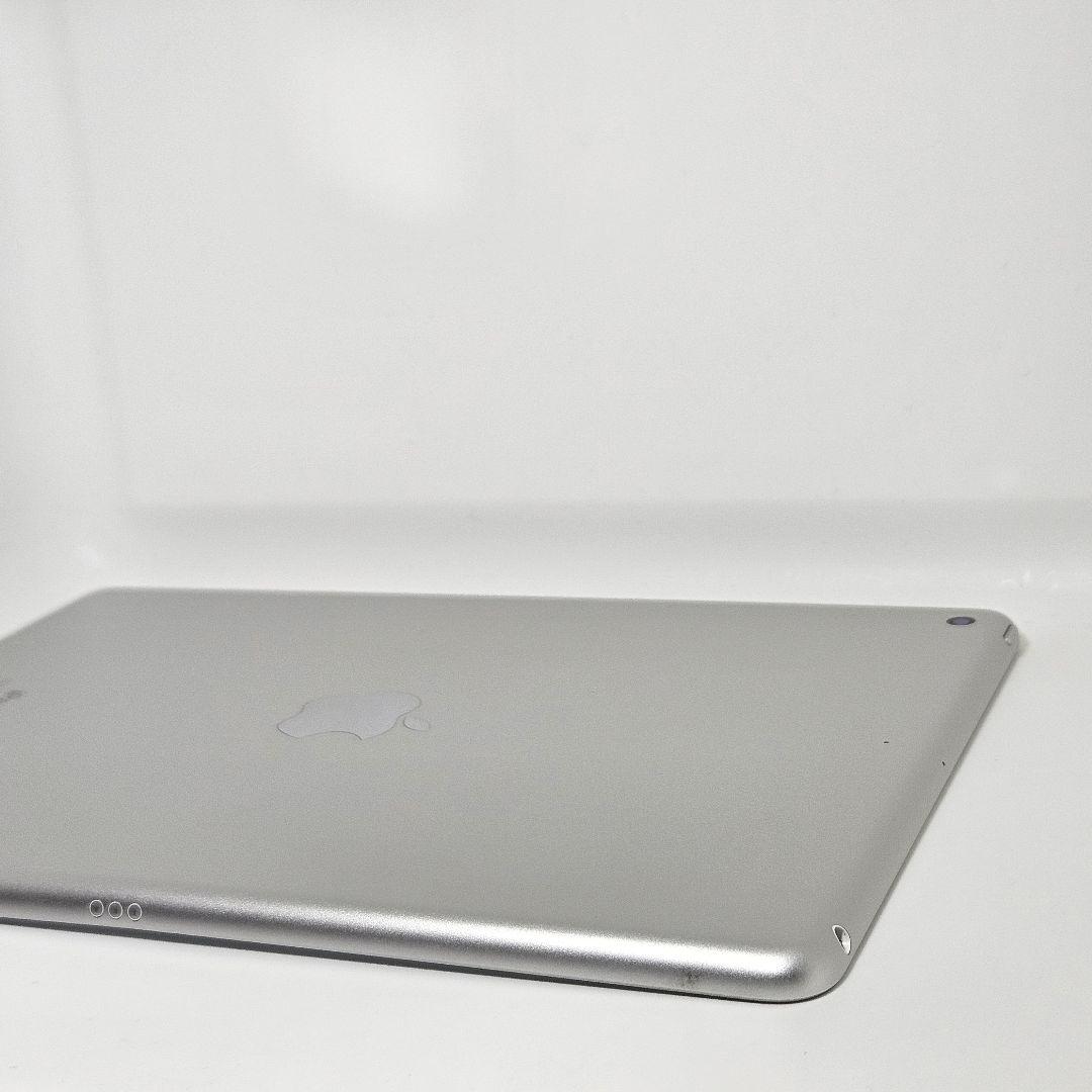 極美品 動作品 iPad 第7世代 シルバー 32GB MW752J/A