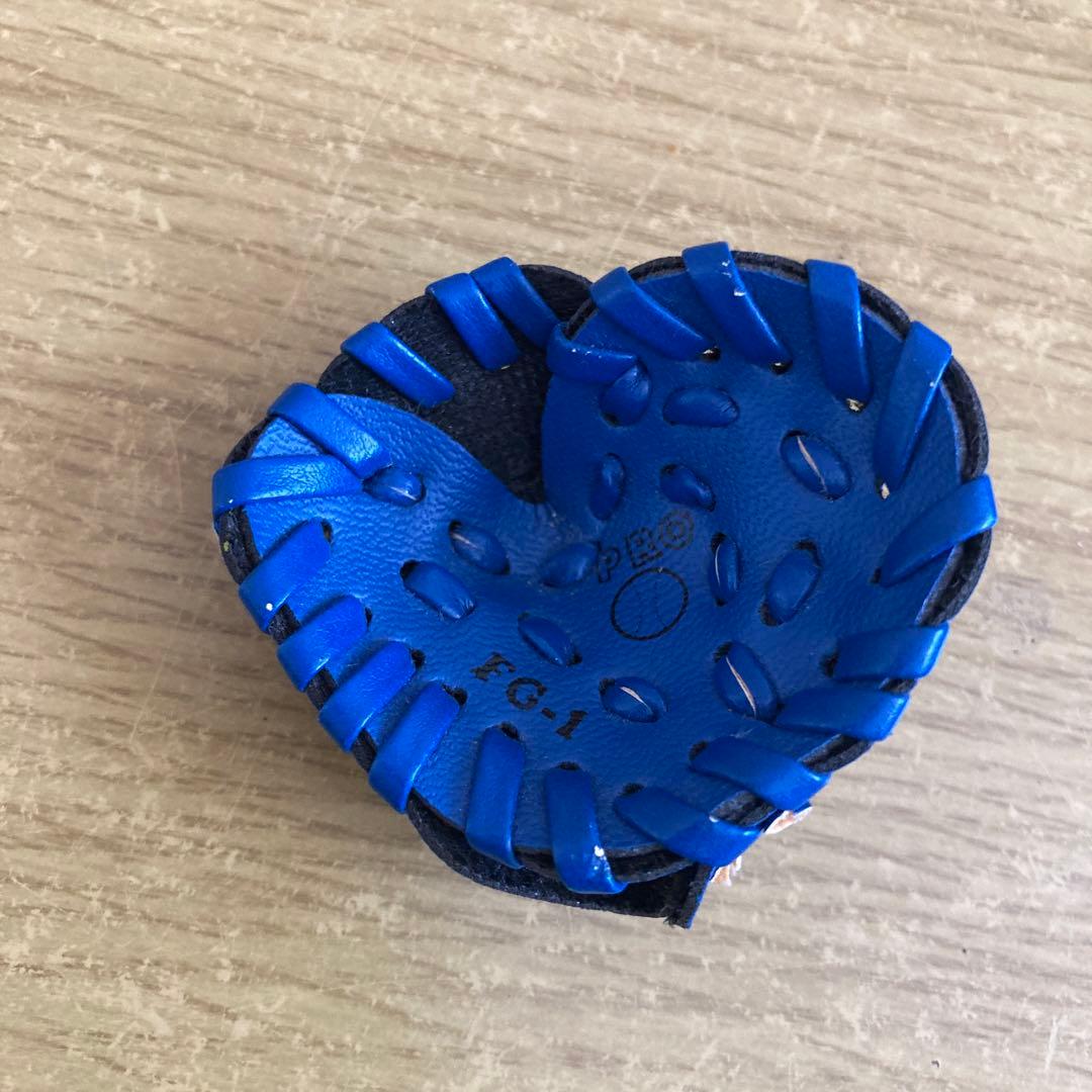 小さな小さな小さなグローブ　ミット　置き物　ブルー　飾り