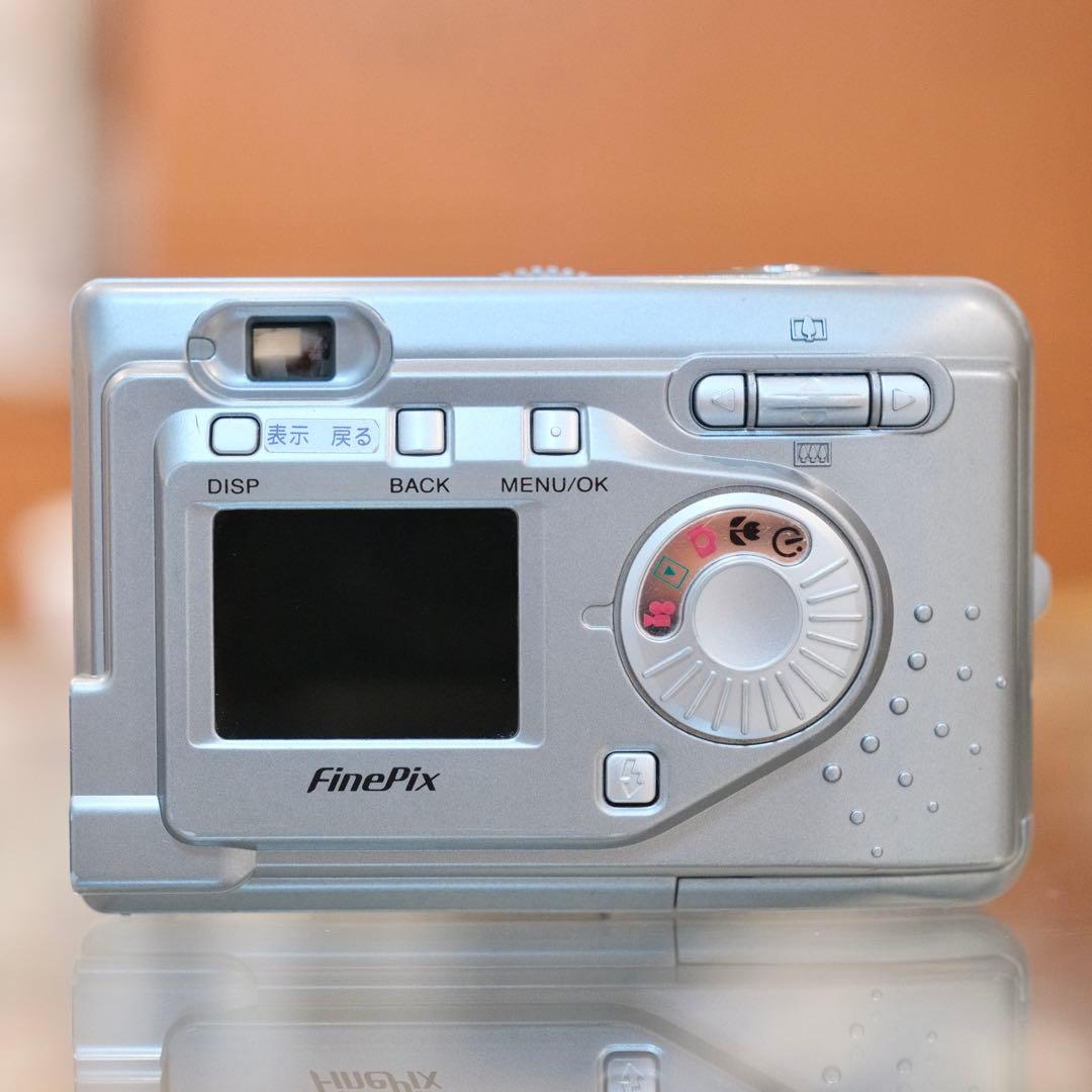 動作品 コンデジ 平成レトロ CCD FUJIFILM FinePix A203