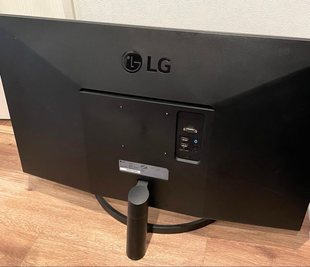 LG 大画面ディスプレイ モニター(31.5インチ) Black 曲線スタンド