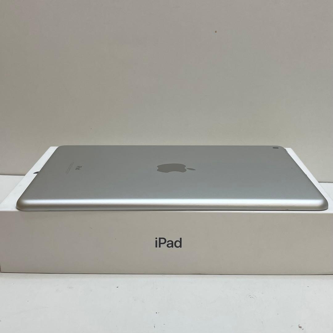 IPad 第5世代 32GB Wi-Fi A1822 79%