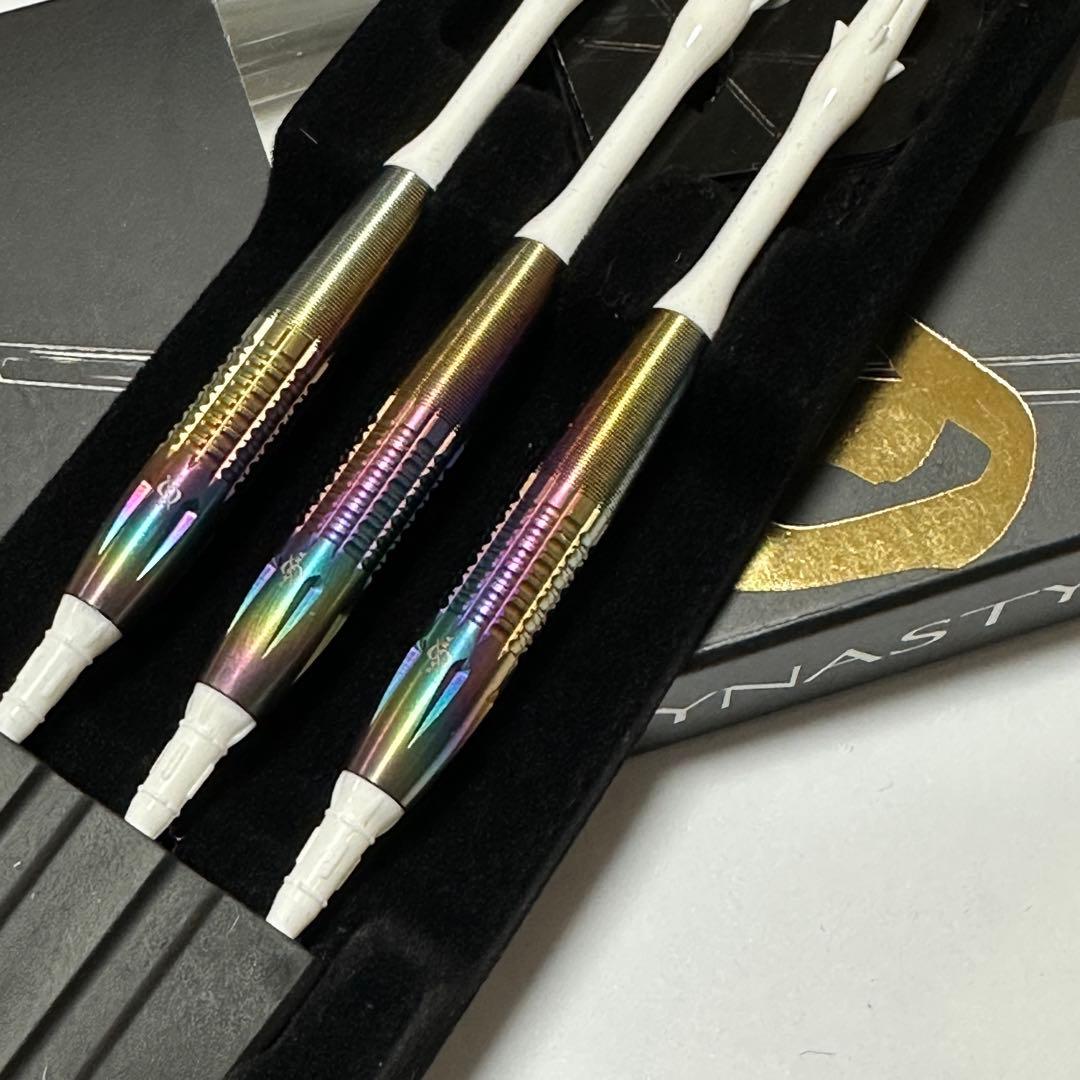 【限定値下げ】【激レア】ダーツ KATANA 桐生 松田純モデル レインボー