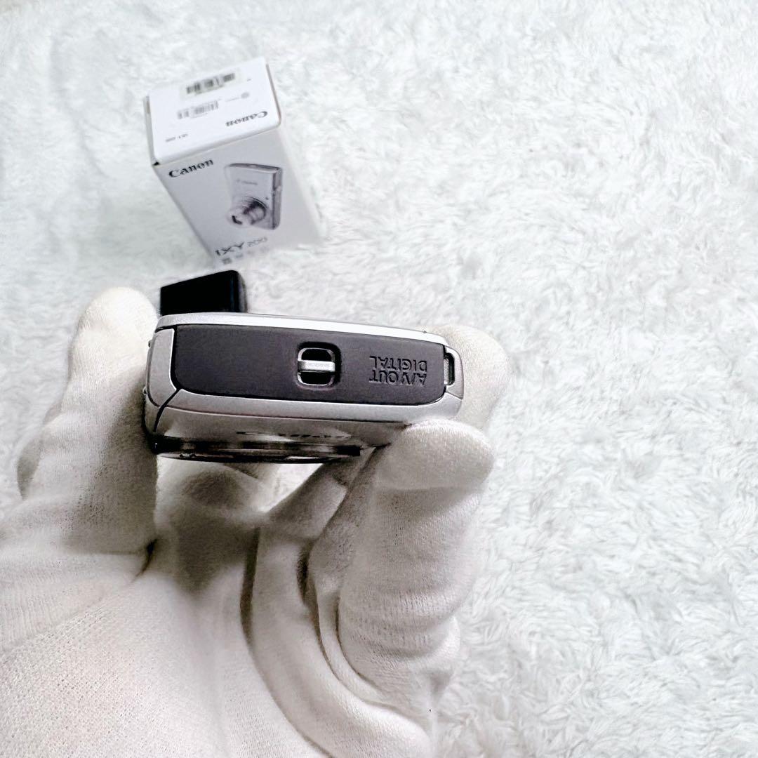 Canon IXY 200 コンパクトデジタルカメラ シルバー 動作品 コンデジ