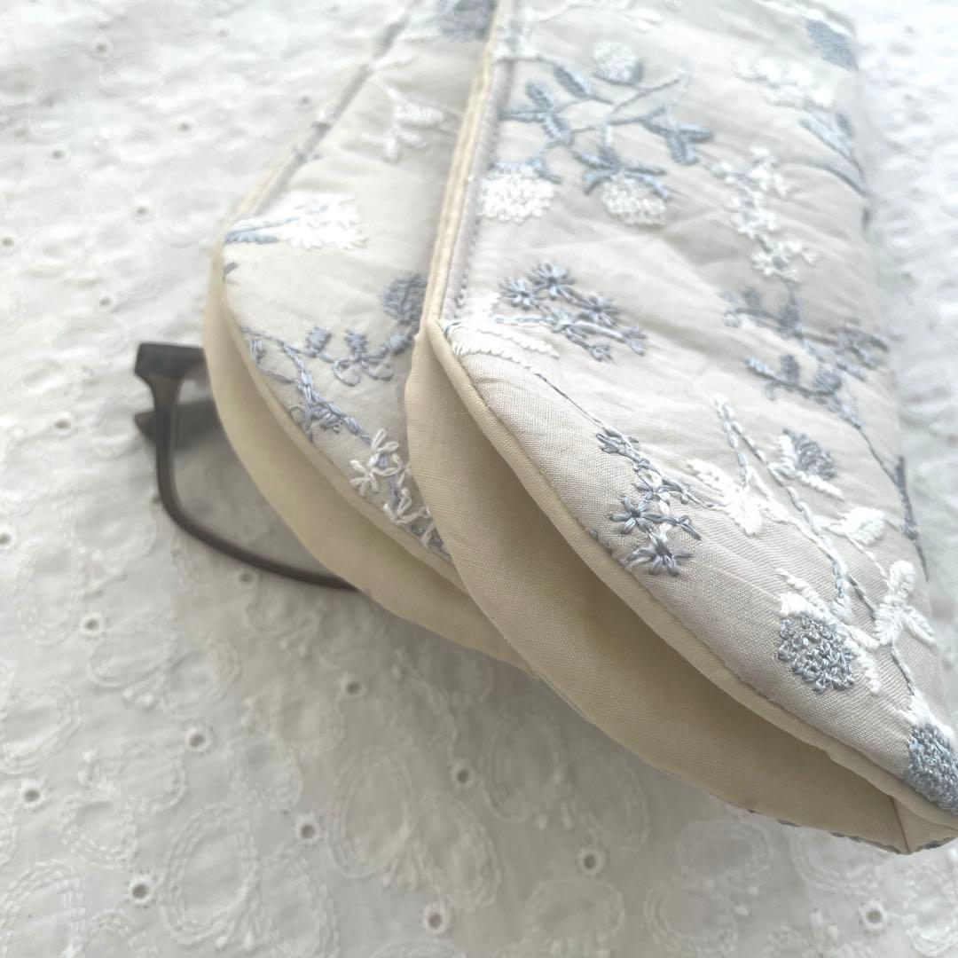 草です！刺繍生地のメガネケース　ハンドメイド