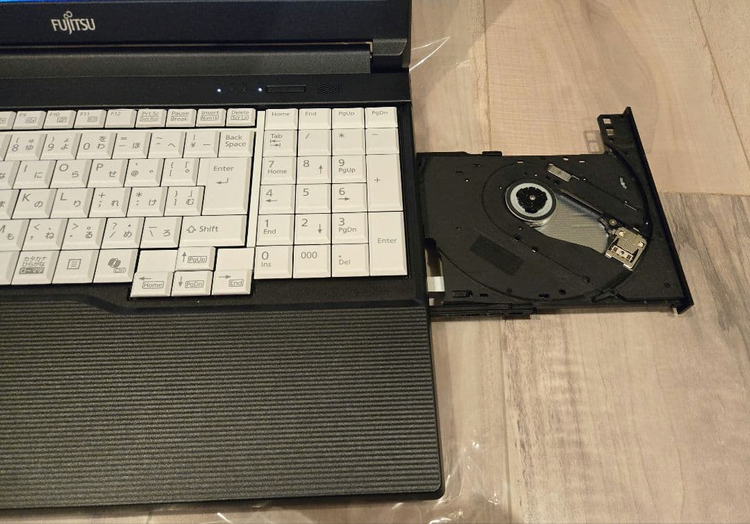 【最安特価処分】LIFEBOOK A5513/RX ほぼ未使用品
