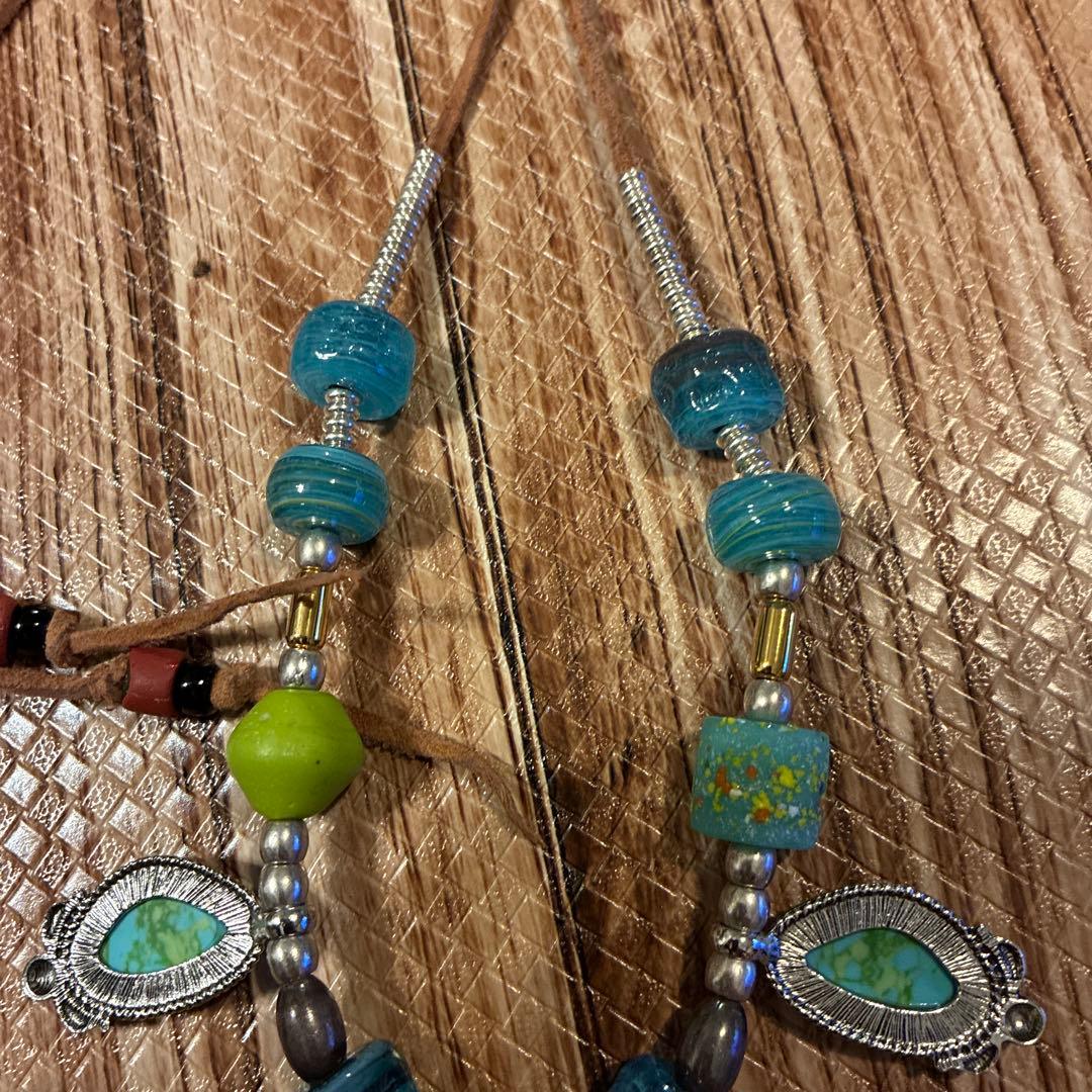 ターコイズ&ビーズのペンダントネックレス