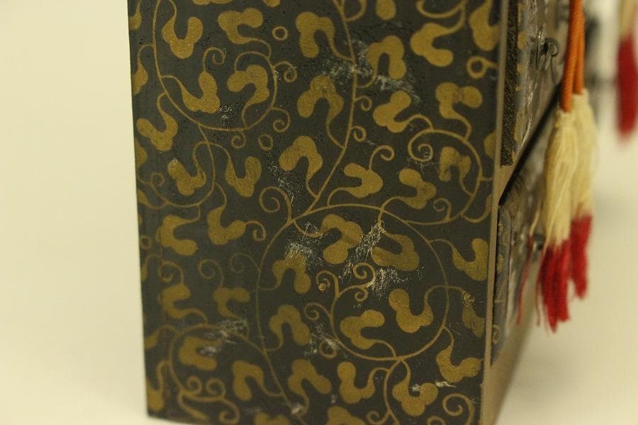 雛道具 ミニチュア 蒔絵 箪笥 長持 木製 時代物(A980)