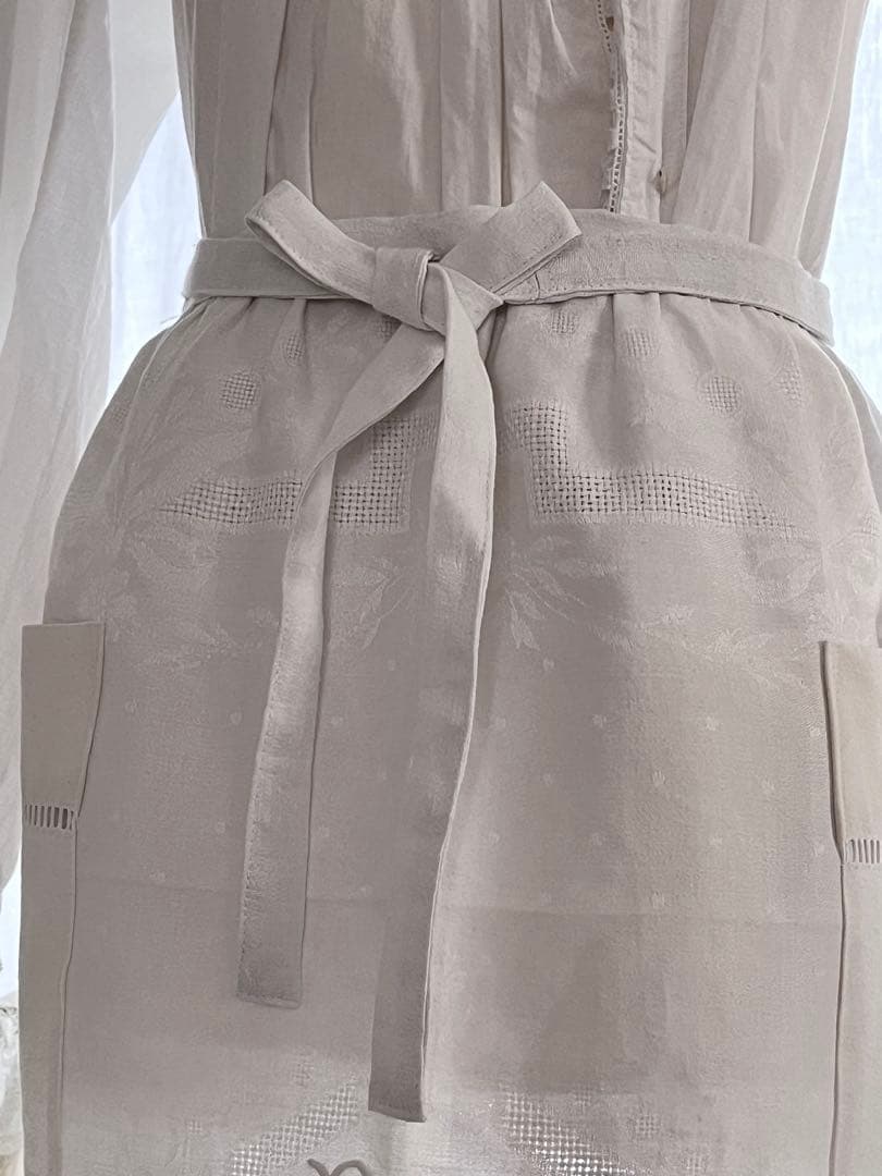 【美品】フランスアンティーク 手刺繍ダマスク フリル ホワイトエプロン
