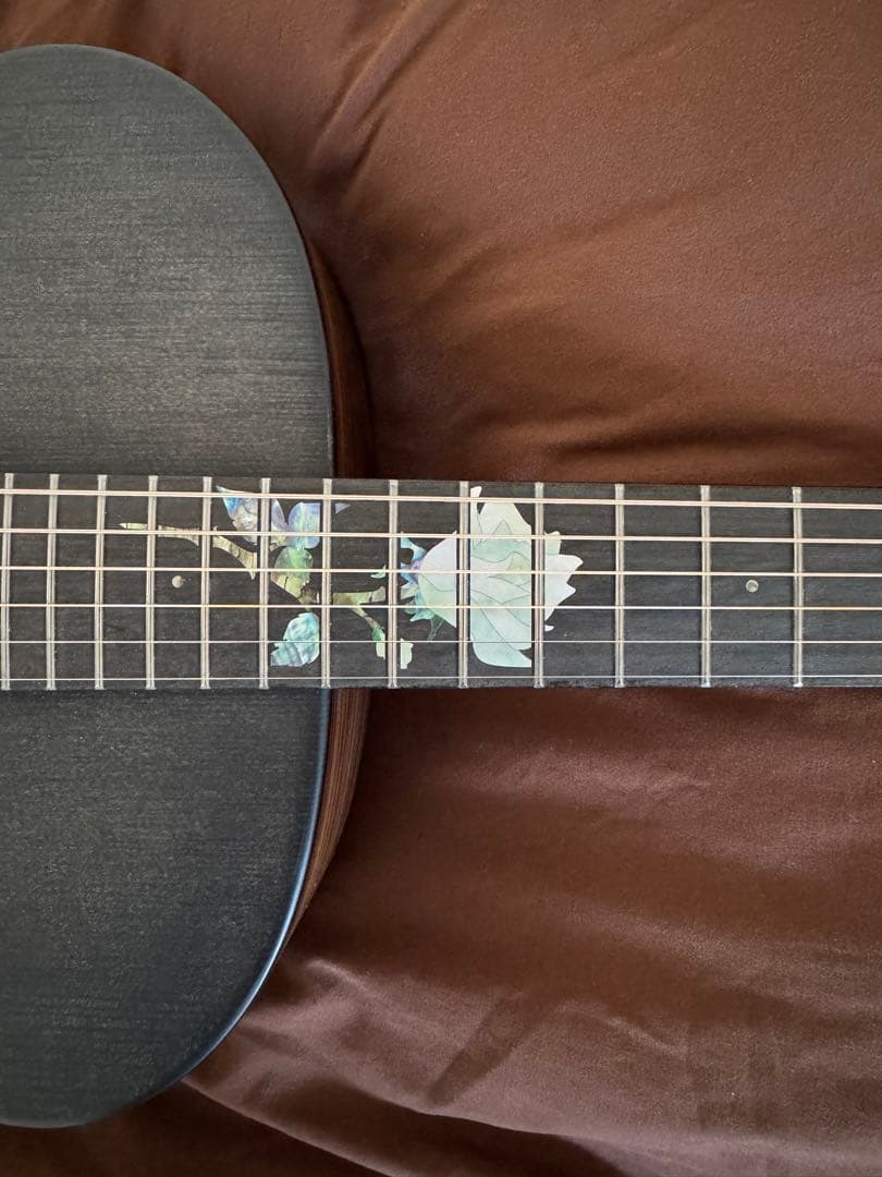 Nagi Guitars Kuro.E エレアコ