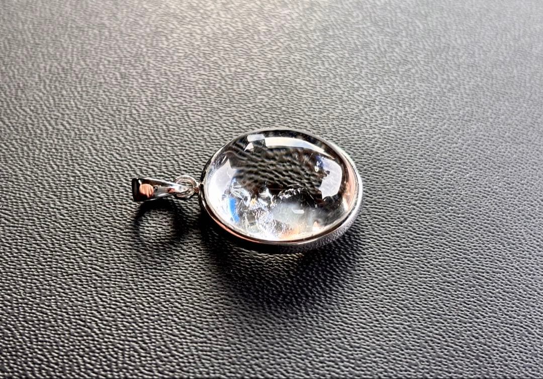 究極品質　永遠の愛を願う水晶の究極形態　虹のマスターウラルレムリアンPT